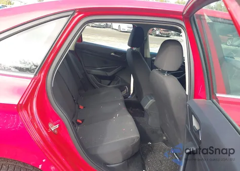 2019 Volkswagen Jetta 1.4T R-Line/1.4T S/1.4T Se z USA, uszkodzony, nr VIN 3VWC57BU0KM029034